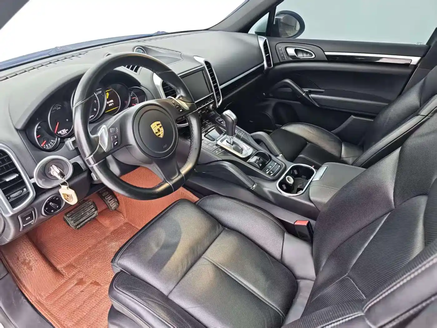 Porsche Cayenne фото 4