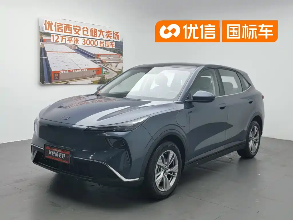 Besturn Yueyi 03