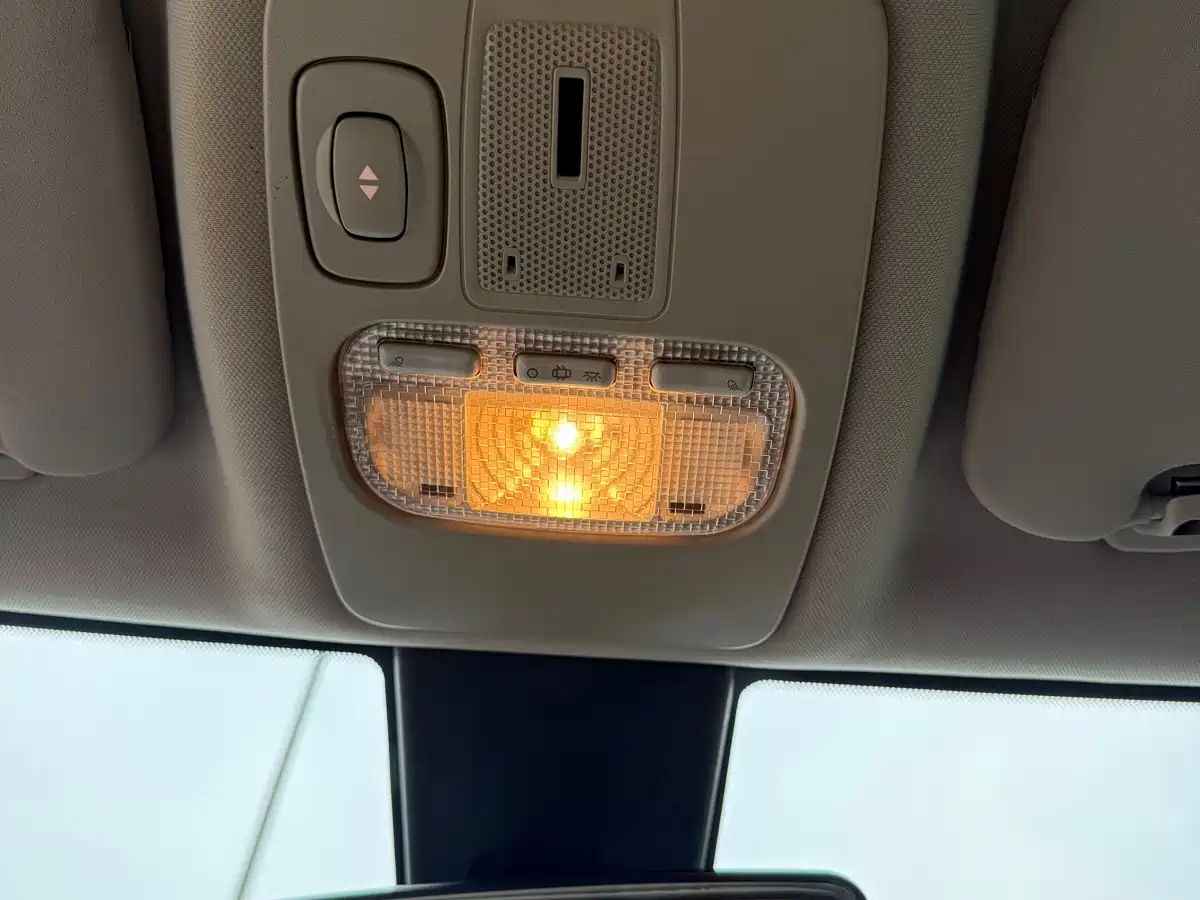 Citroën C5 2016 2016 1.6T Automatic Zunyue