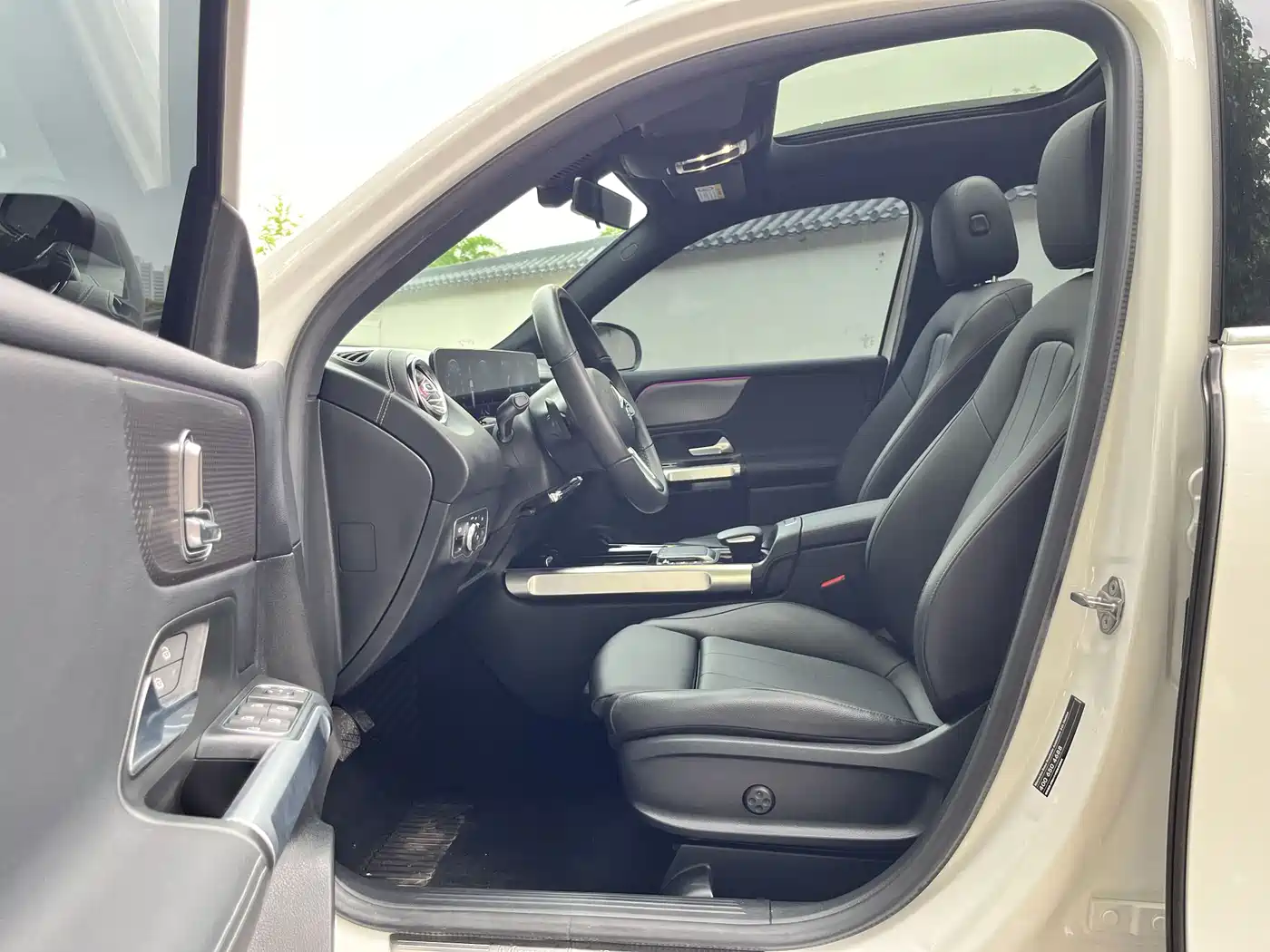 Mercedes-Benz GLB 2020 Facelift GLB 200 Dynamic фото 14