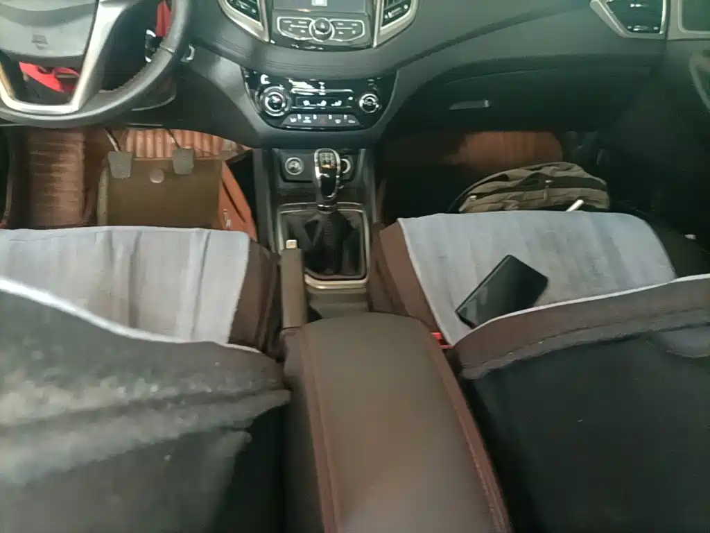 Changan Eado XT 2018 2016 1.6L Manual Stylish Cool Edition