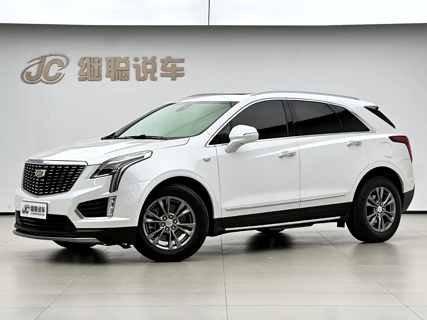 Cadillac XT5 2020 28T Luxury Model