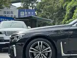 Photo 39 - BMW 7 Series