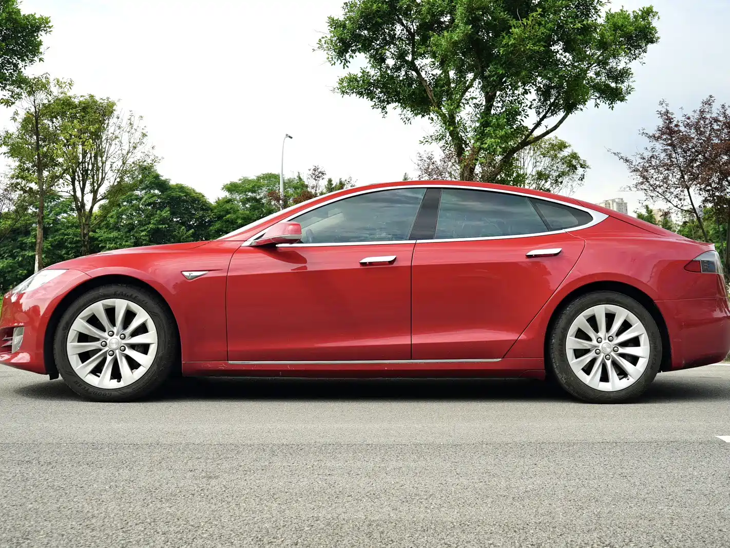 Photo 3 - Tesla Model S