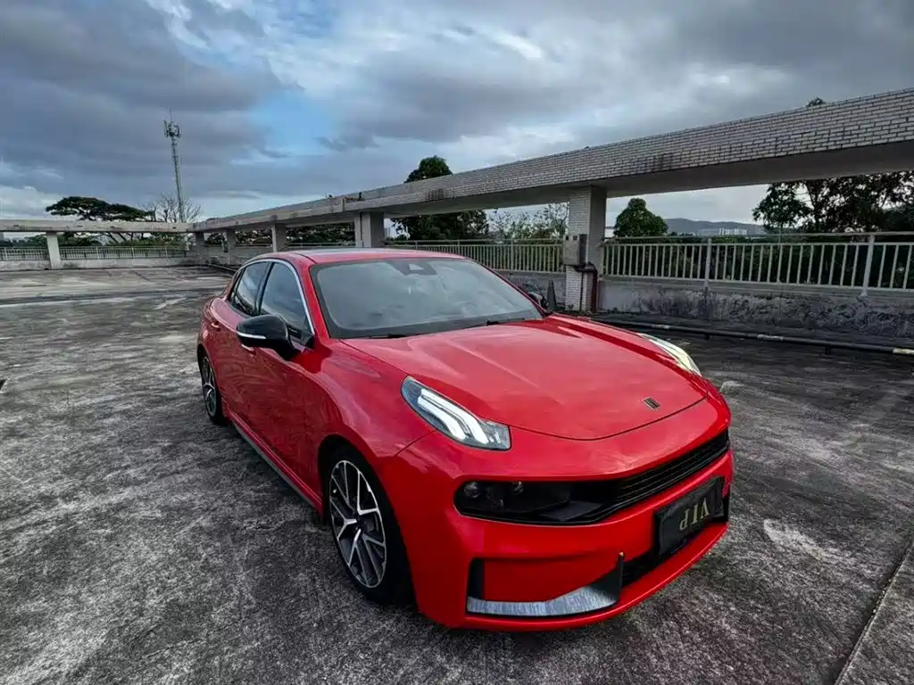 Lynk & Co 03 2020 1.5TD DCT Type Pro Edition фото 3