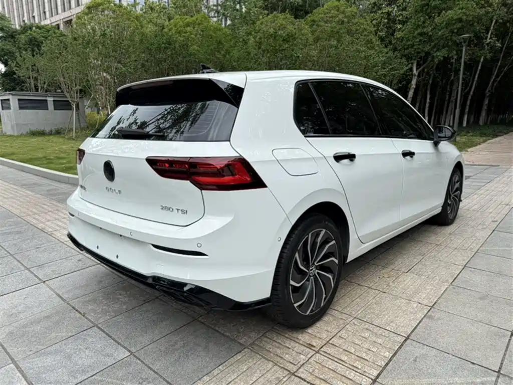 Volkswagen Golf 2021 280TSI DSG Pro фото 8