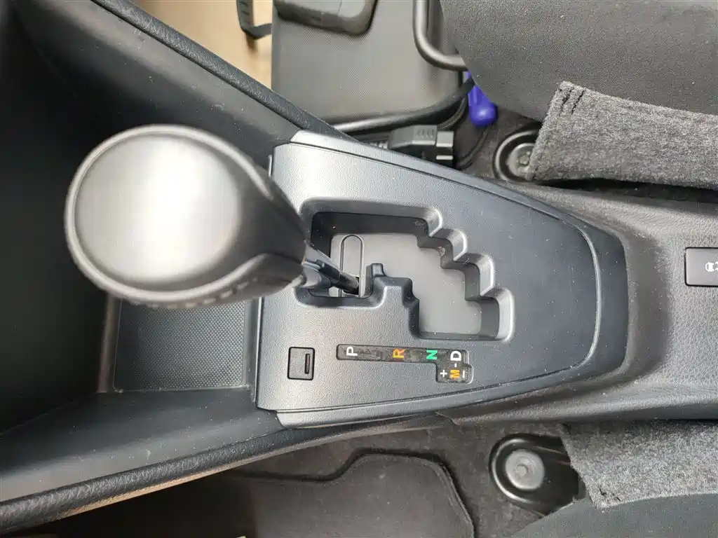 Toyota YARiS L Zhi Xuan 2019 1.5E CVT MeiDong Edition China VI фото 10