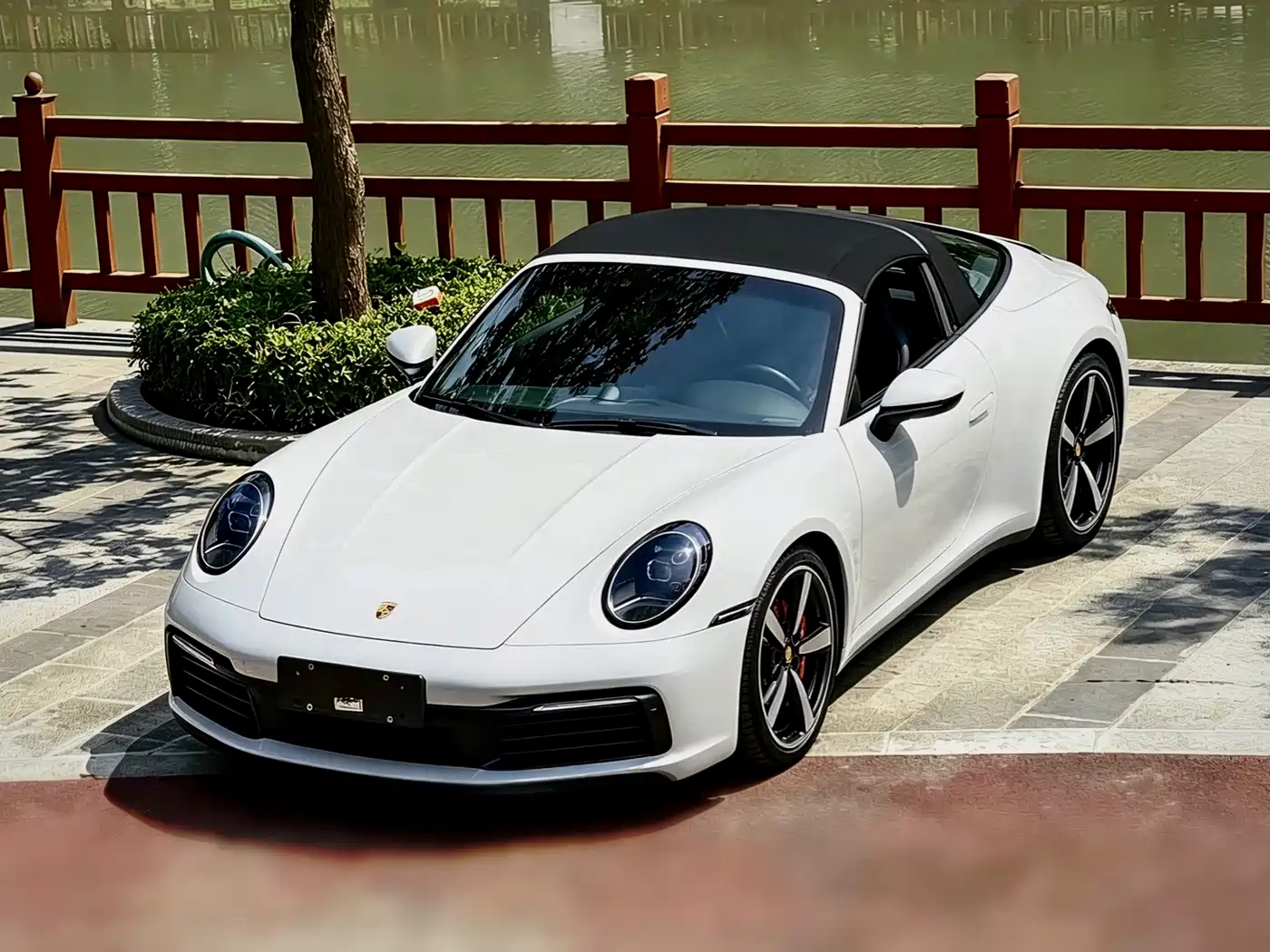 Porsche 911 2023 Targa 4 3.0T