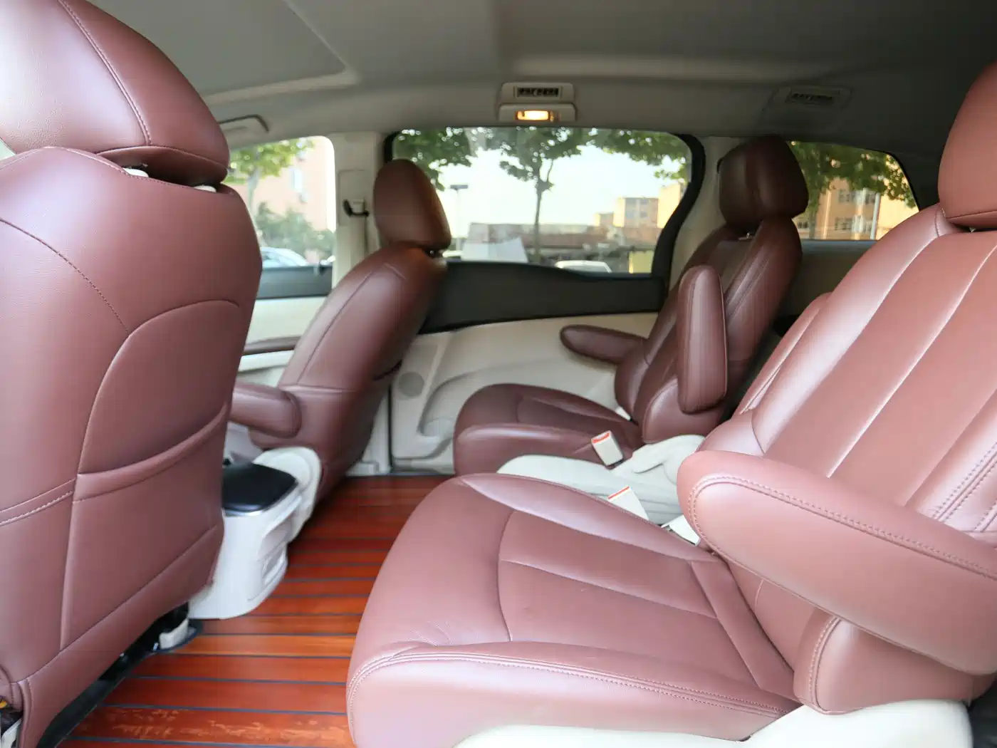 Buick GL8 2018 28T Comfort China VI фото 9