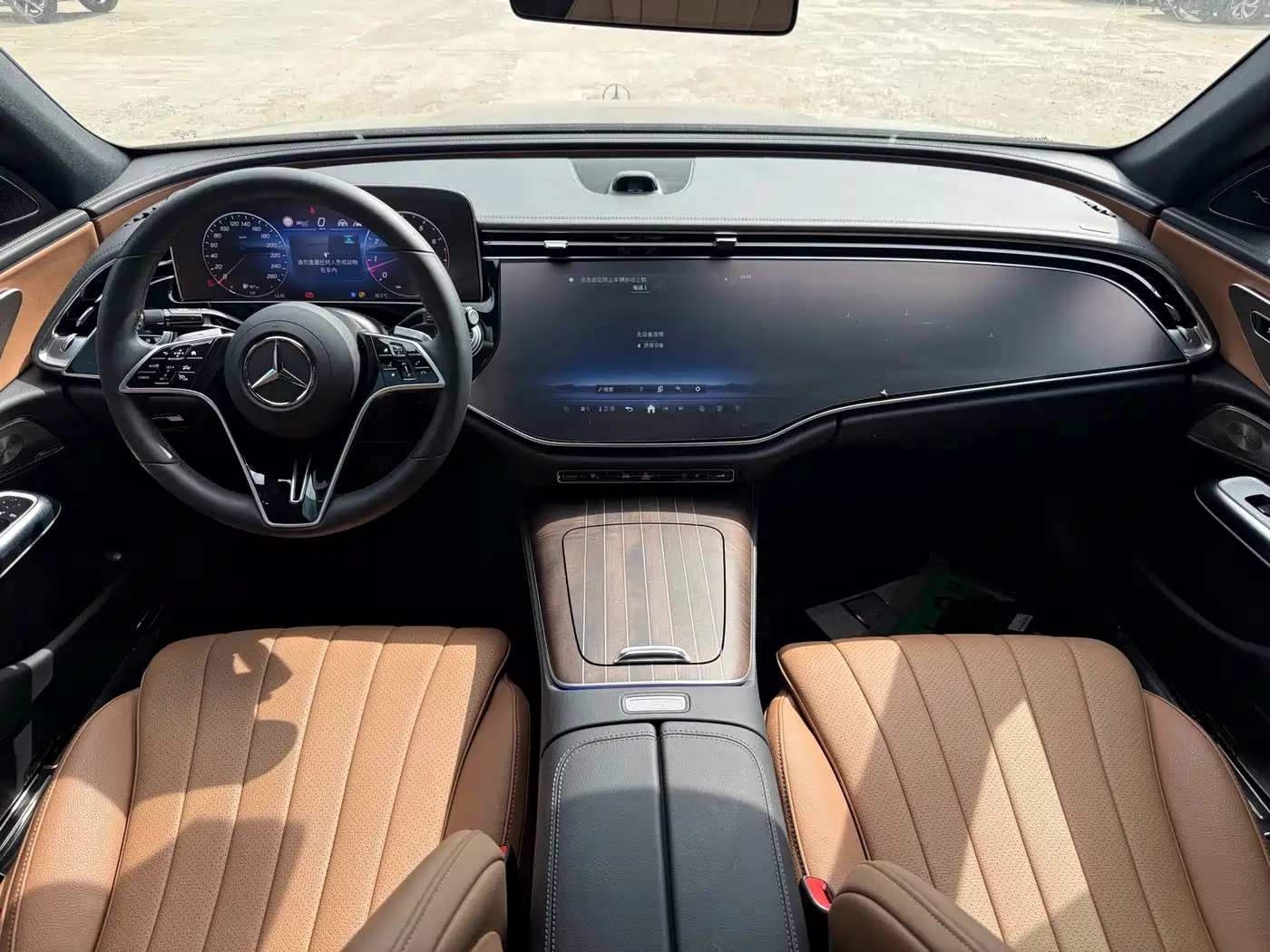 Mercedes-Benz E-Class 2024 Model E 300 L Luxury фото 7