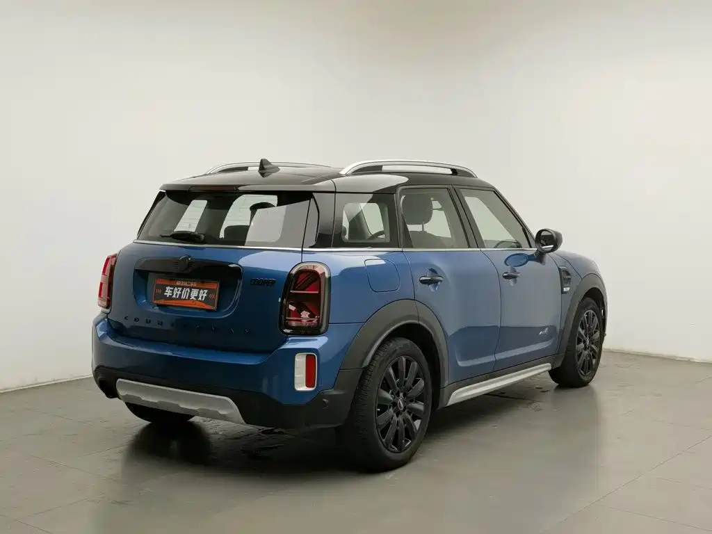 Фото 2 - MINI COUNTRYMAN