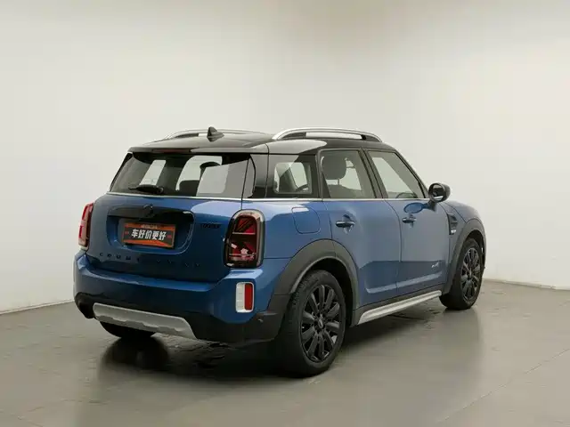 MINI COUNTRYMAN 2022 Facelift 1.5T COOPER ALL4 Connoisseur — фото 2