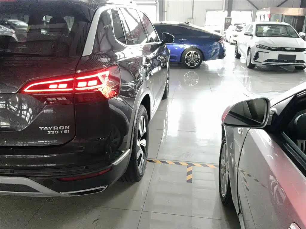 Volkswagen Tayron 2019 330TSI 2WD Luxury China VI фото 24