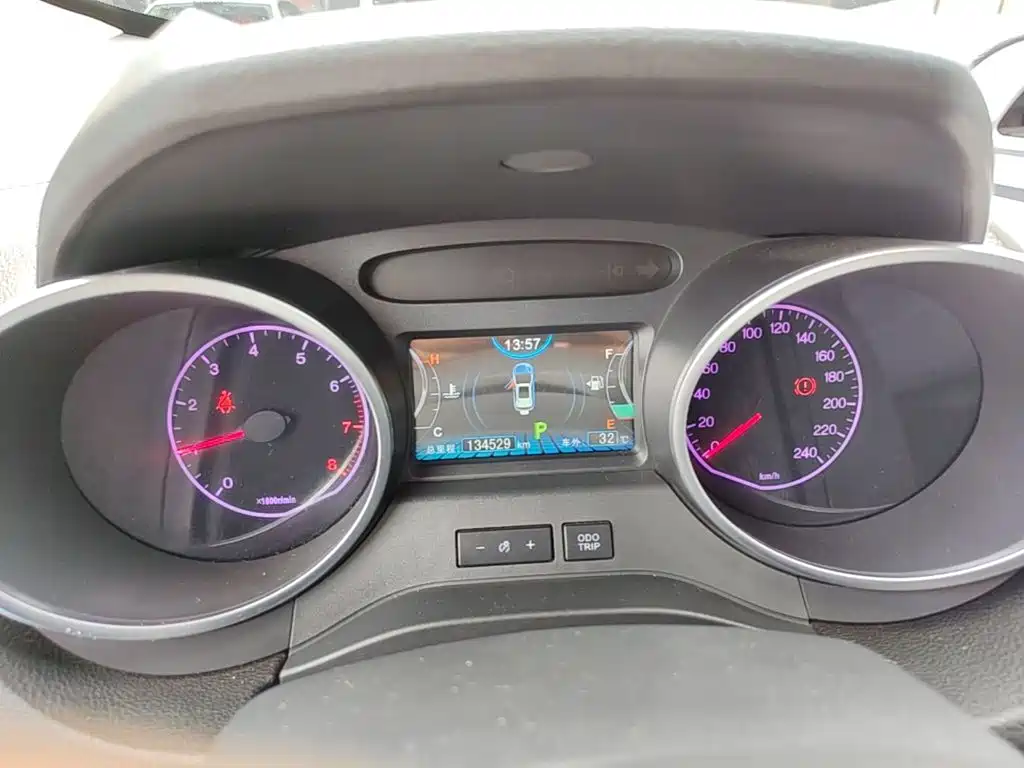 BYD Yuan 2017 2017 1.5L Auto Cool Fashion