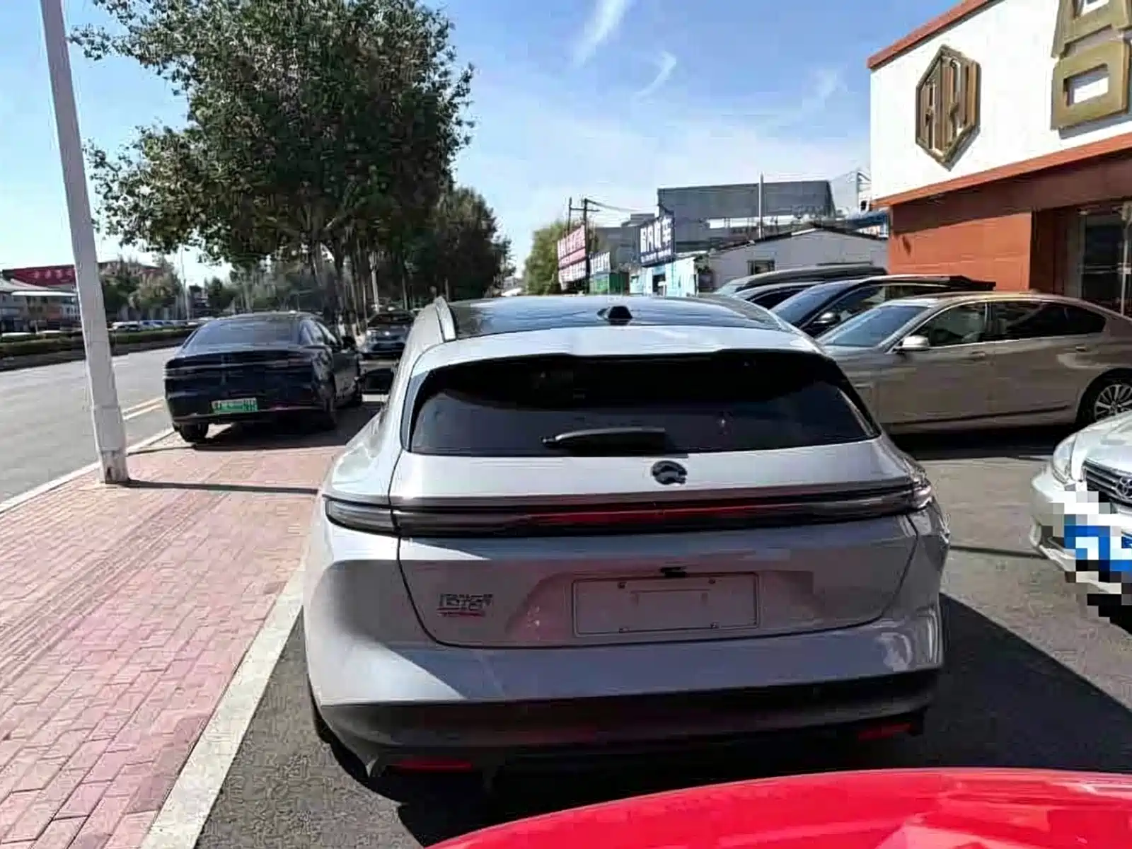Фото 8 - NIO ET5T