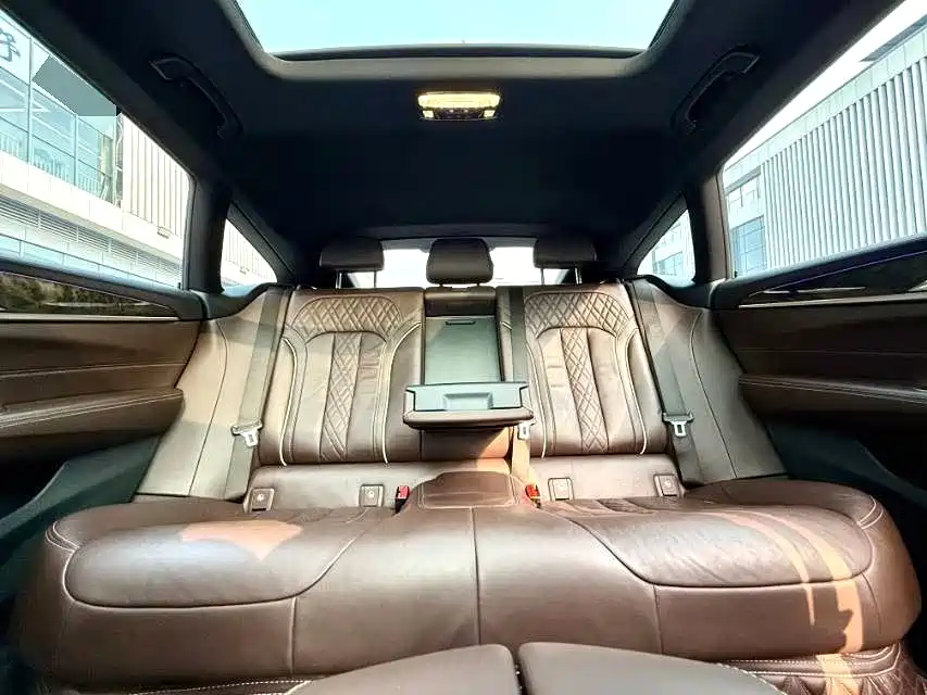 Photo 5 - BMW 6 Series GT