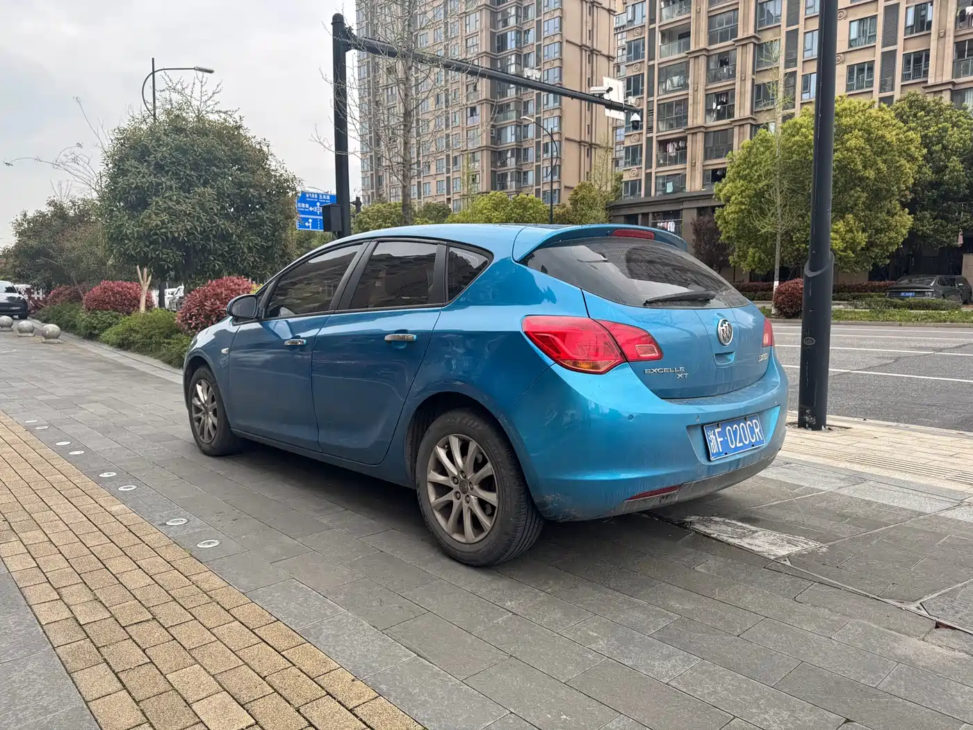 Buick Excelle 2014 XT 1.6L Automatic Fashion фото 4