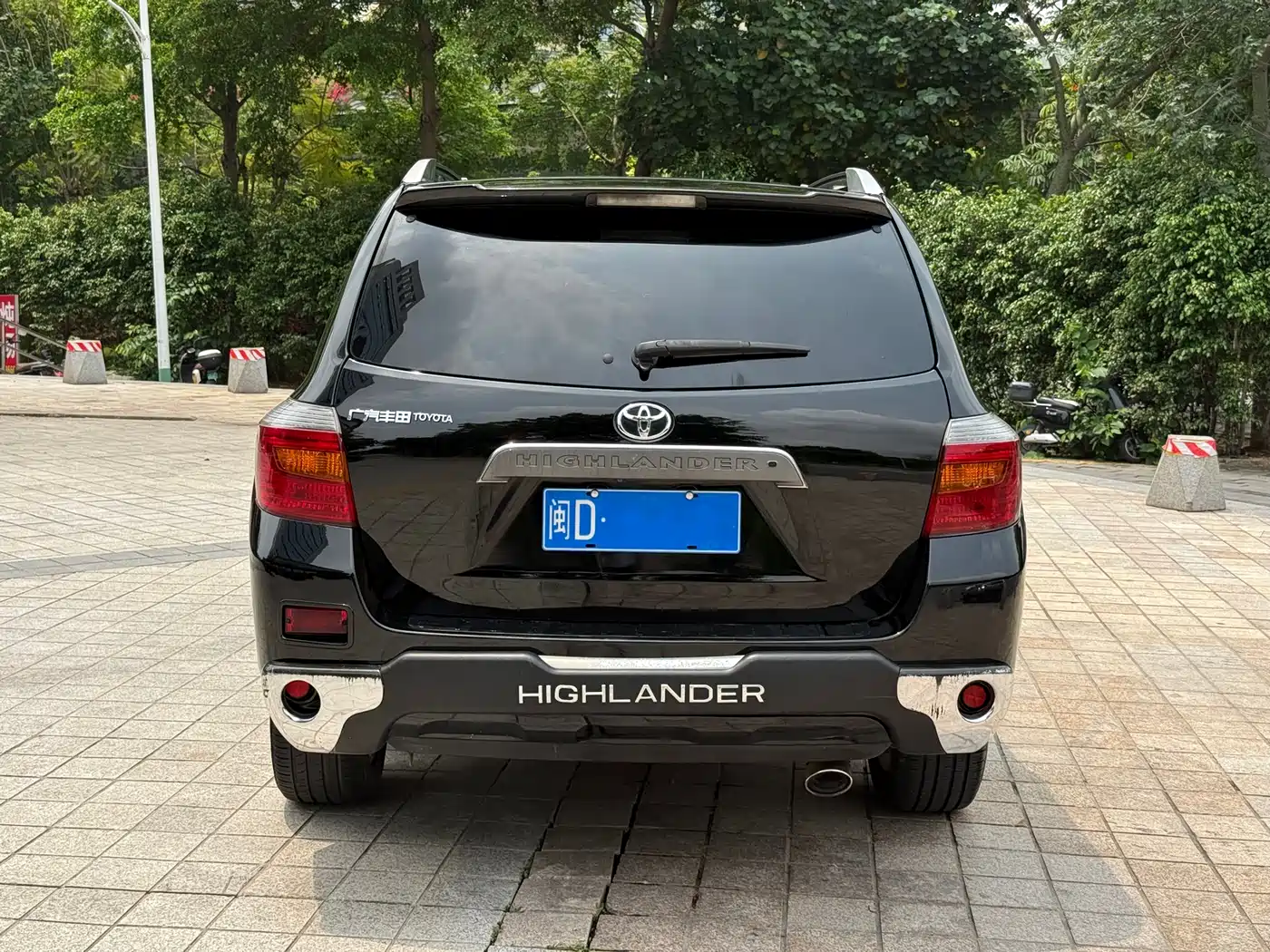 Toyota Highlander 2009 2.7L 2WD 7-seater Luxury Edition фото 6