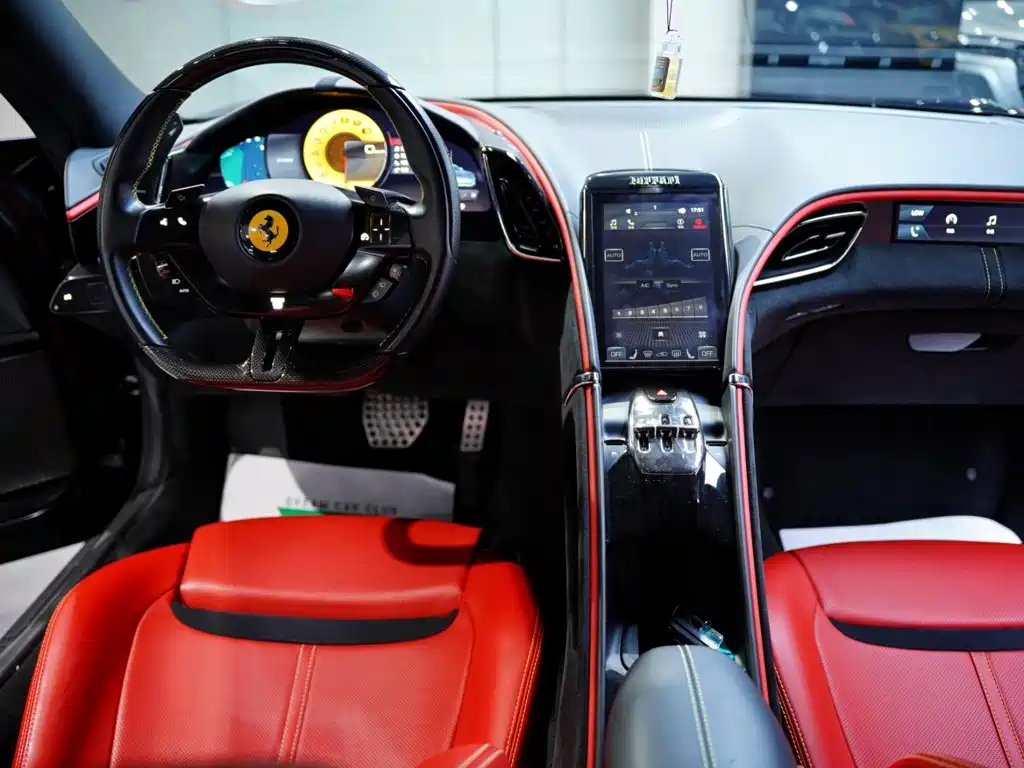 Ferrari Roma 2021 2020 3.9T V8