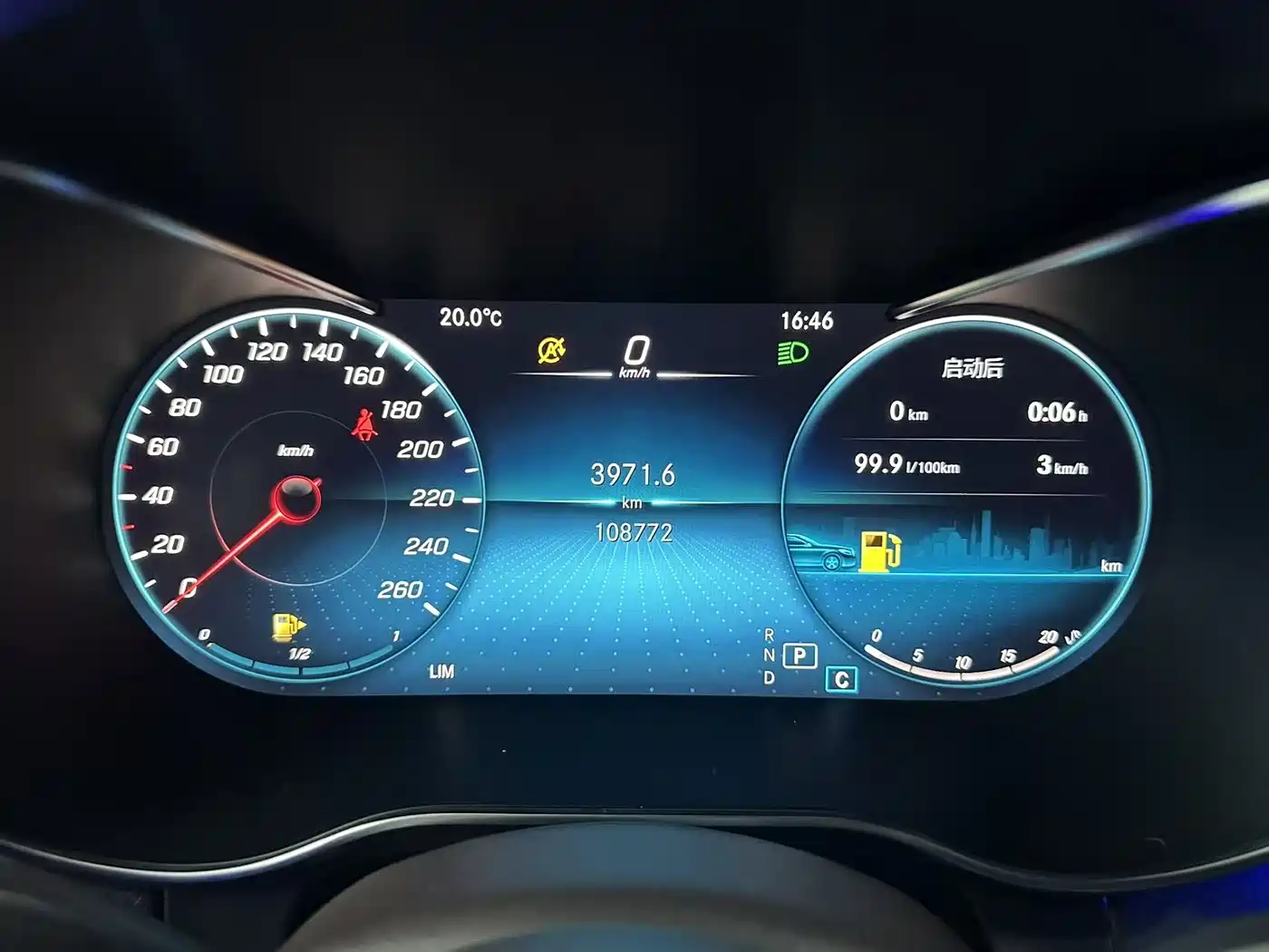 Mercedes-Benz GLC 2021 GLC 260 L 4MATIC Luxury фото 12