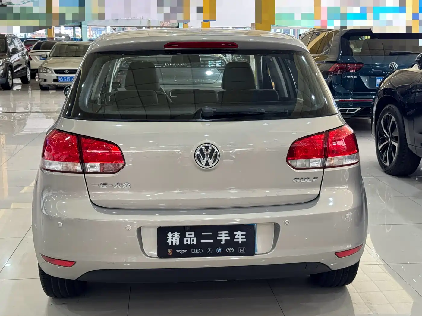 Volkswagen Golf 2012 1.6 Automatic Fashion Type фото 5