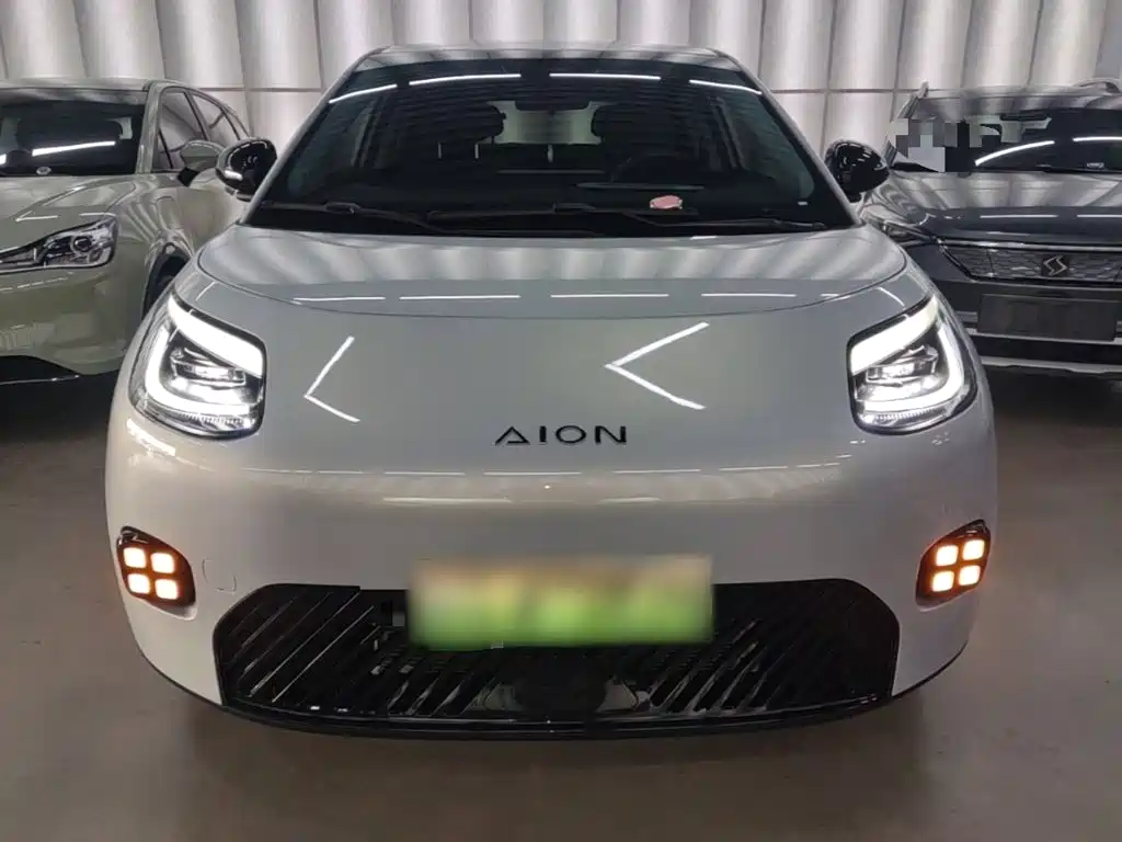 Aion UT 2025 2025 Model 330 Starlight Edition