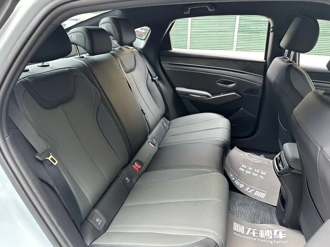 BYD Qin L 2025 DM-i Smart Drive Edition 80KM Leading фото 10