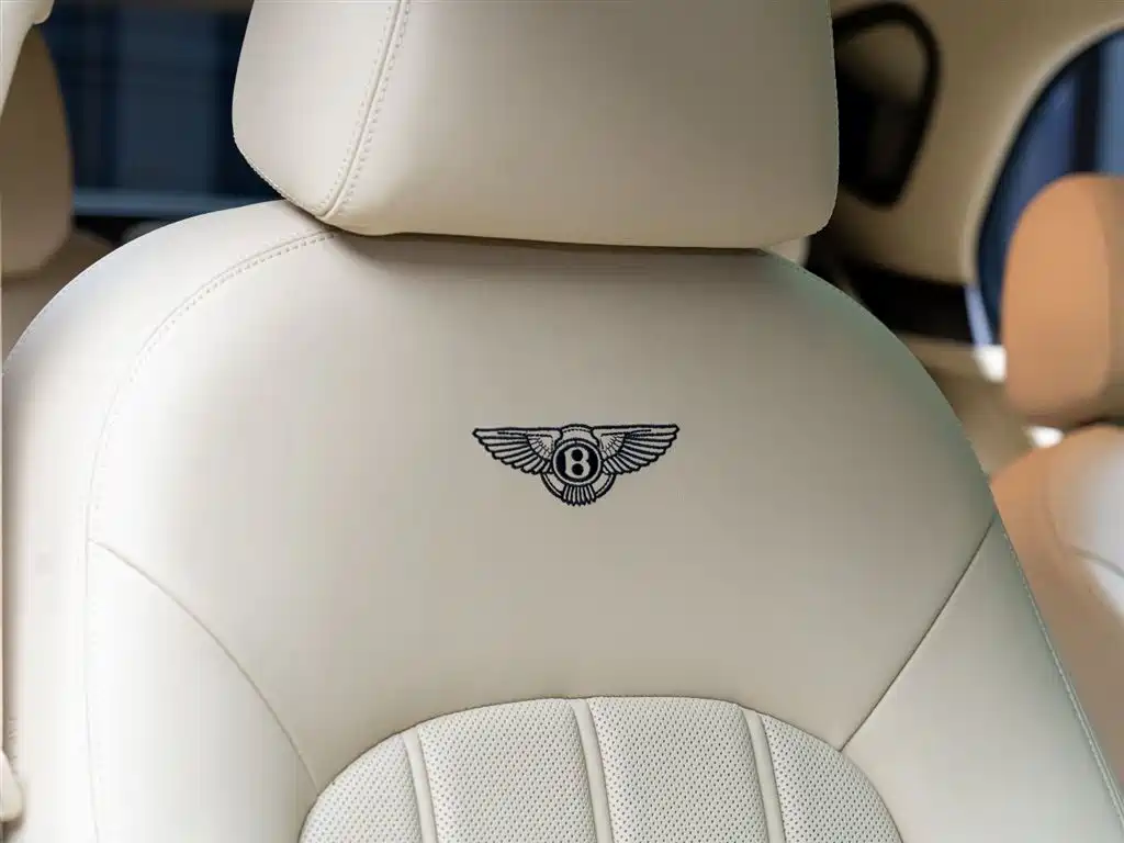 Bentley Mulsanne 2015 6.8T Standard Edition фото 15
