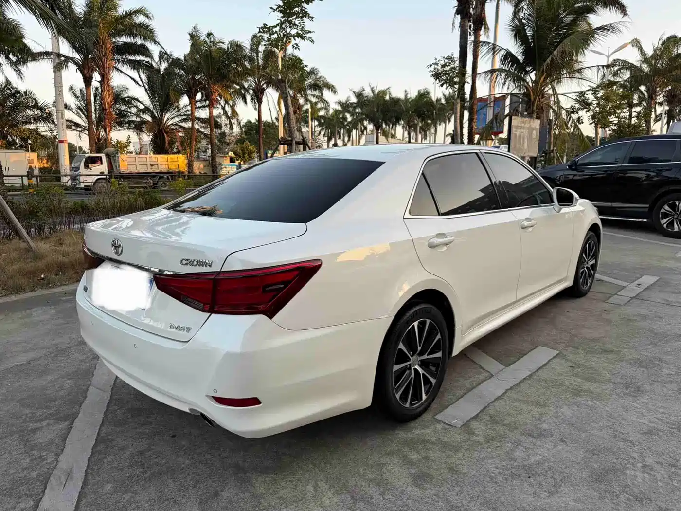Toyota Crown 2018 2.0T Fashion Edition фото 8