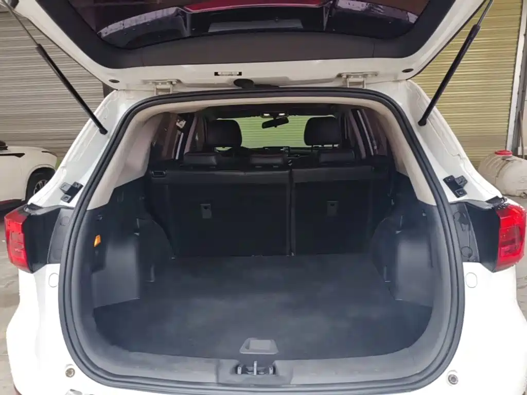 Photo 19 - Changan CS75