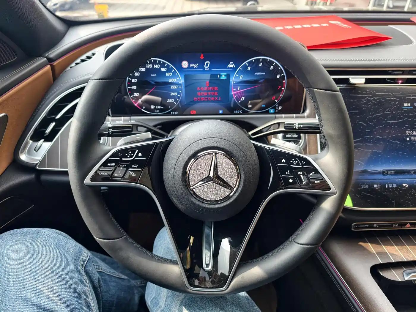 Mercedes-Benz E-Class 2025 E 300 L Fashion фото 7