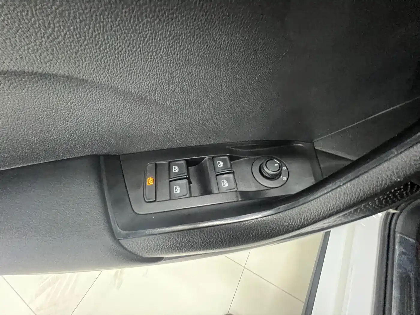 Škoda Kamiq 2023 Facelift 1.5L Auto Comfort Edition фото 16