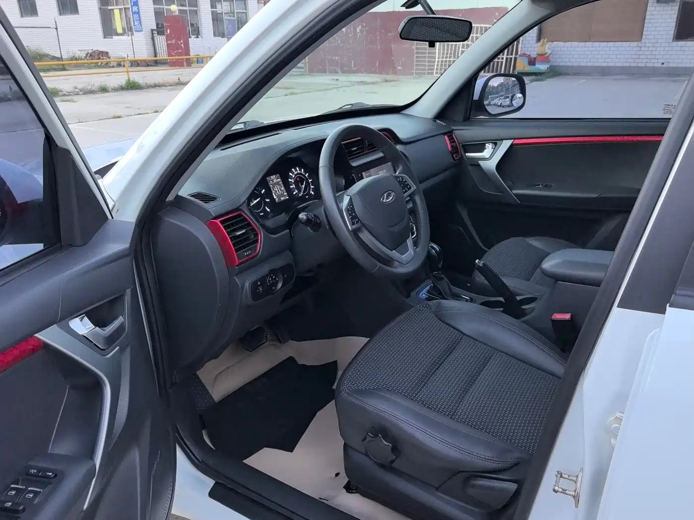 Chery Tiggo 3 2017 2016 1.6L CVT Smart Edition