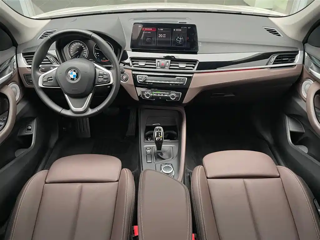 BMW X1 2021 Facelift sDrive20Li Fashion фото 9