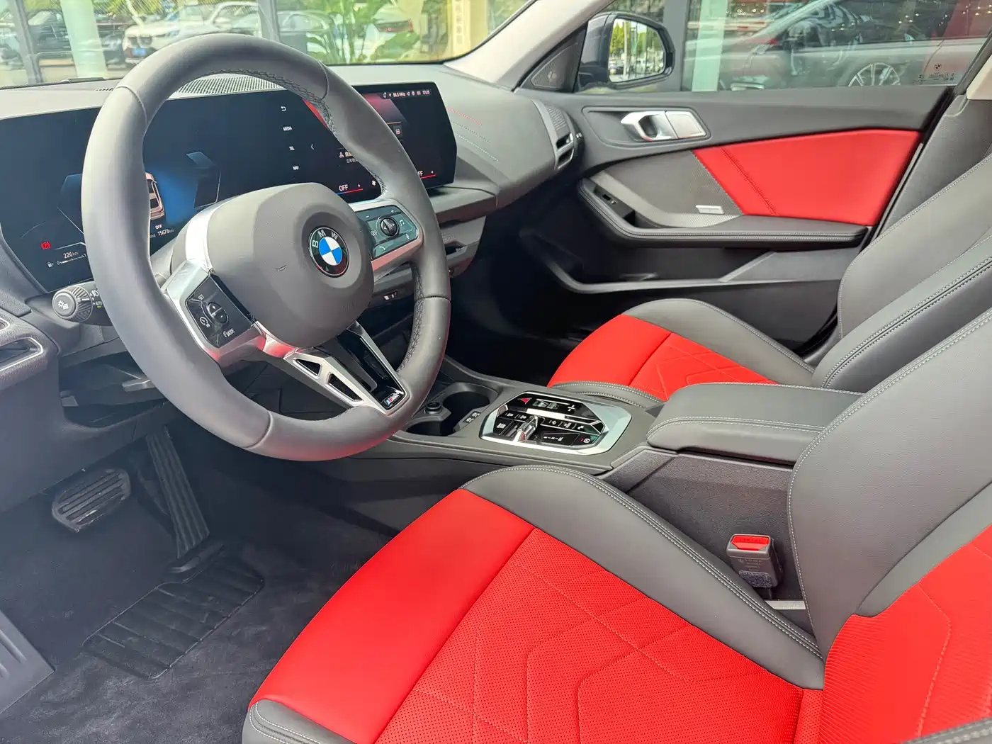 BMW 2 Series 2025 225L M Sport Moonlight Package фото 7