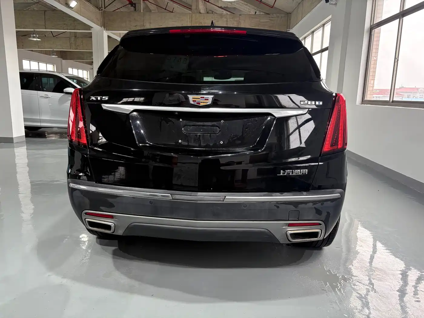 Cadillac XT5 2022 2.0T 2WD Luxury фото 3