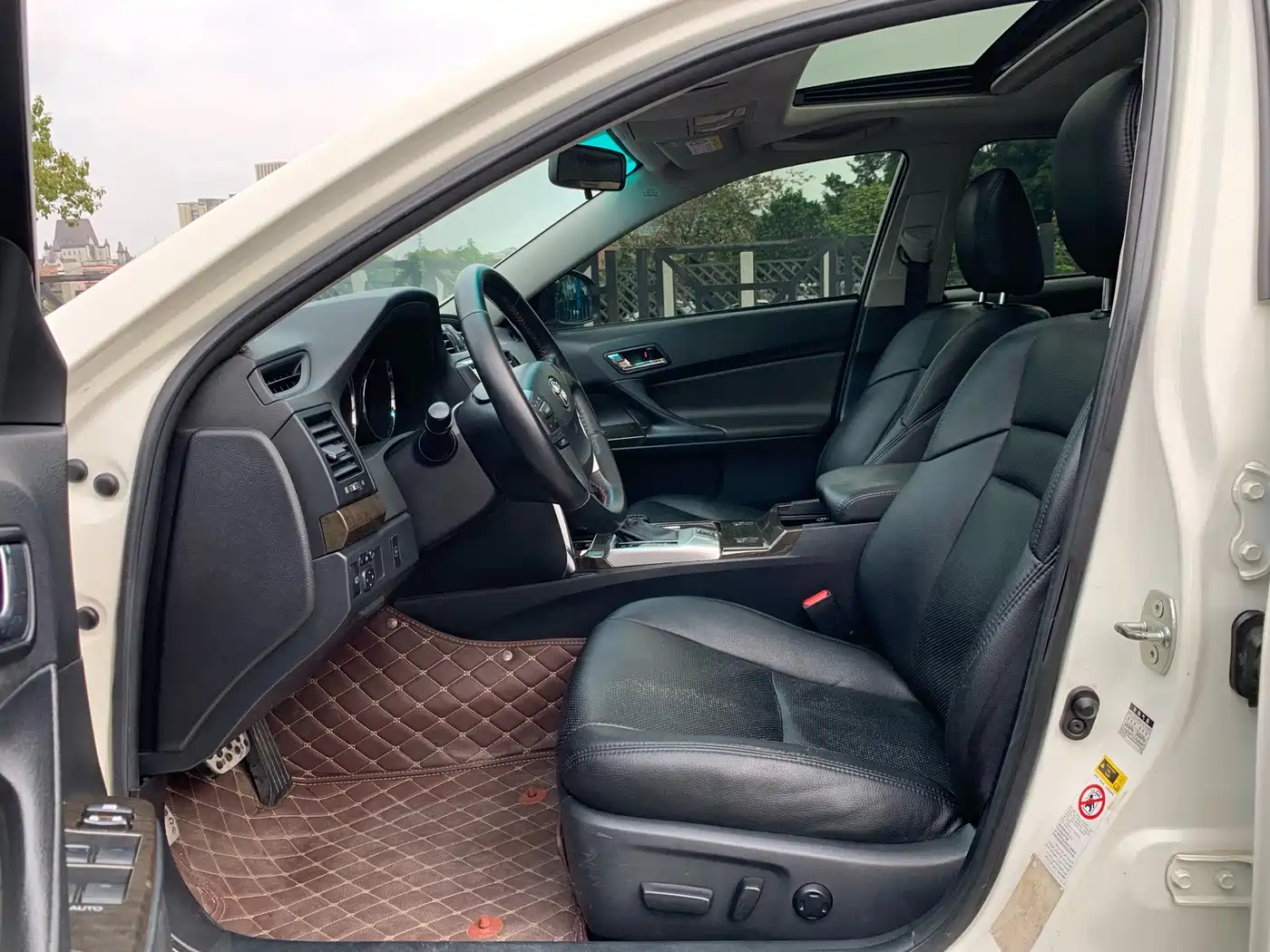 Toyota Reiz 2013 2.5V Premium Edition фото 12