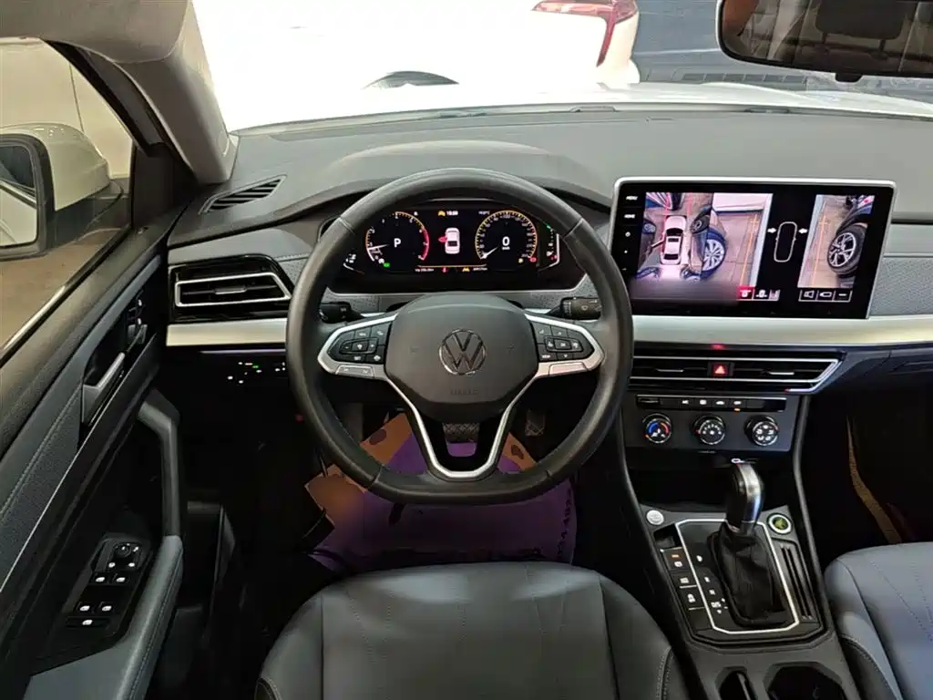 Volkswagen Lavida 2024 Model 1.5L Automatic 5 Million Edition фото 11