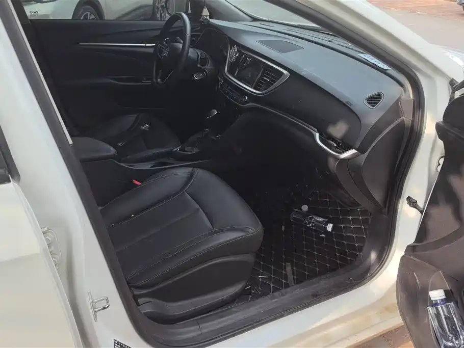Buick Excelle 2021 Exemplar 1.5L Auto Progressive фото 8