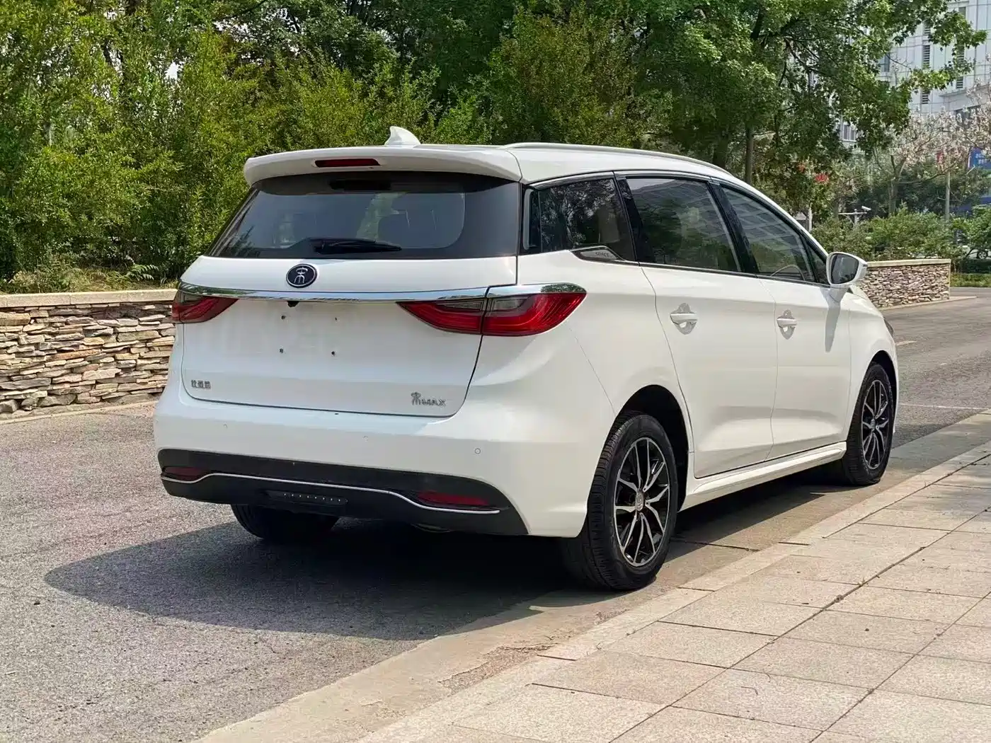 BYD Song MAX 2017 1.5T Auto Smart Elite 7-Seater фото 5