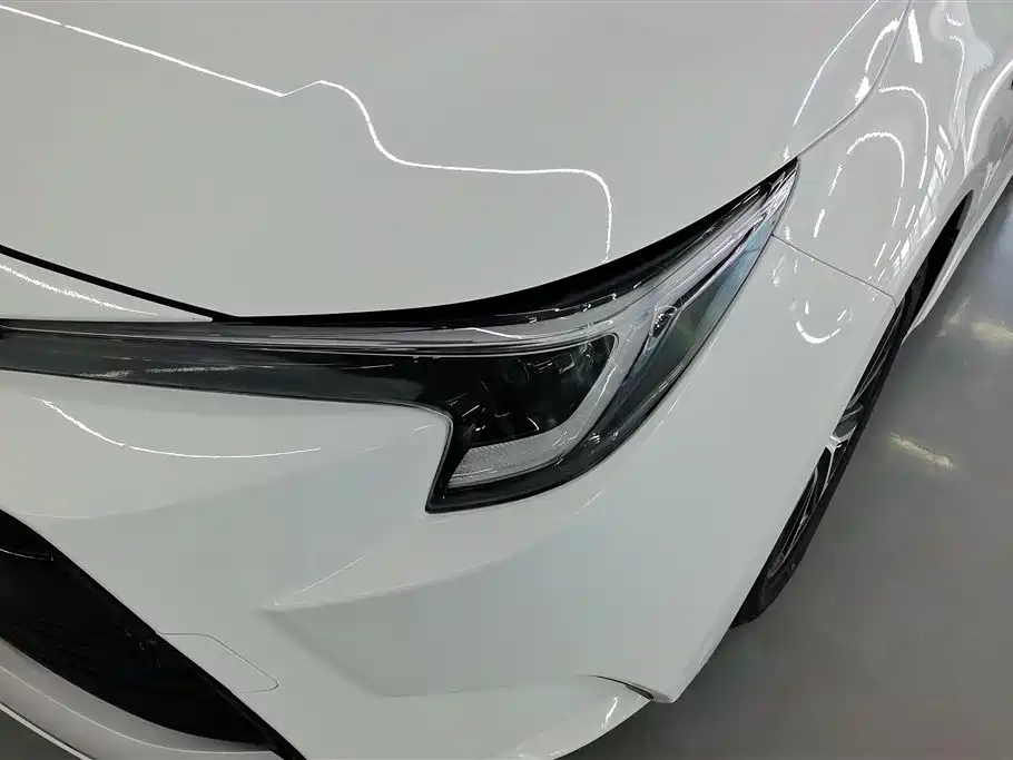 Toyota Levin 2023 Smart Hybrid 1.8L Luxury фото 5
