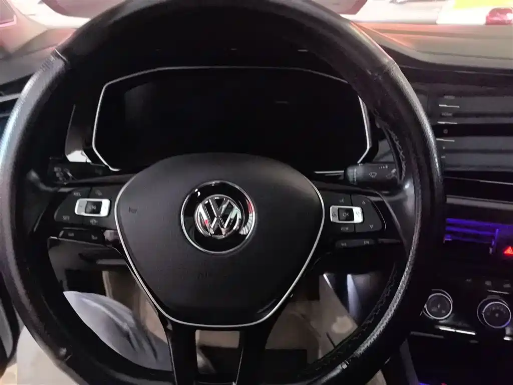 Volkswagen Sagitar 2021 280TSI DSG Comfort Smart Connect Edition фото 9