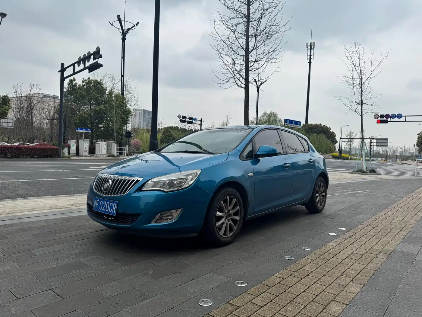 Buick Excelle 2014 XT 1.6L Automatic Fashion фото 2