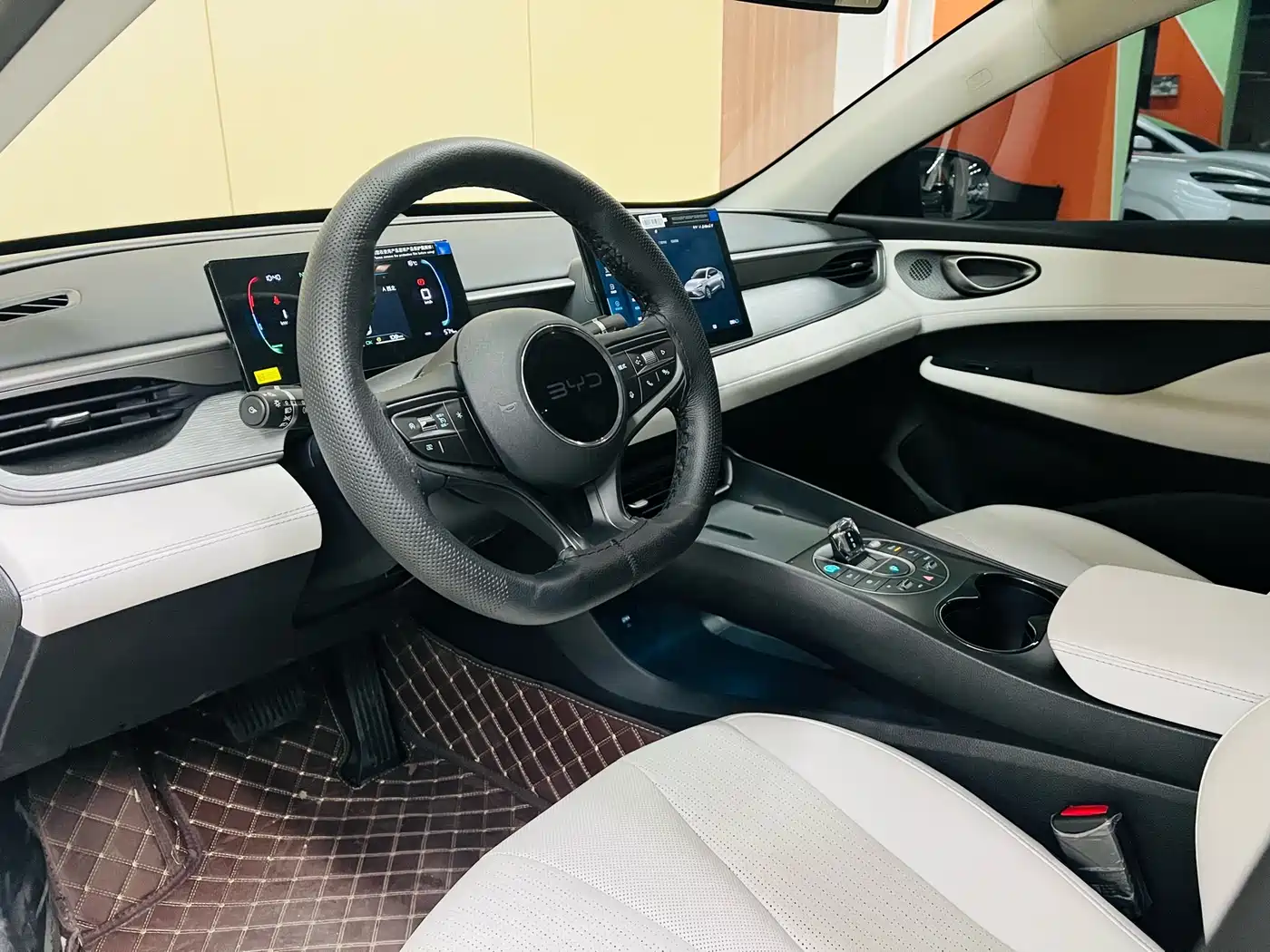 BYD Hai Bao 05 DM-i 2025 DM-i Smart Drive Edition 55KM Luxury фото 11