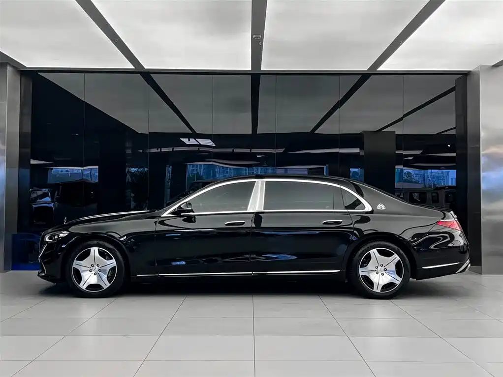 MERCEDES-BENZ MAYBACH S-CLASS