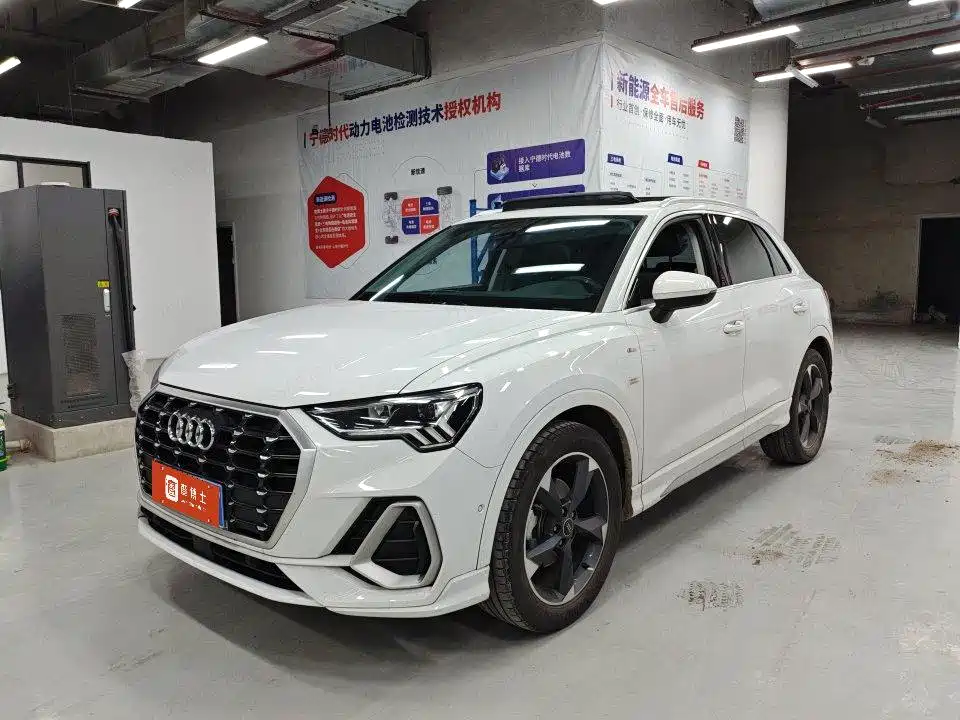 Audi Q3 2022 35 TFSI Fashion Dynamic