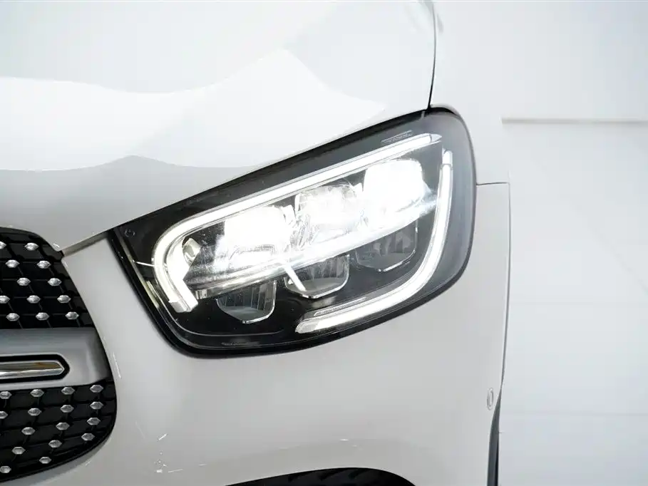 Mercedes-Benz GLC 2022 Facelift GLC 260 L 4MATIC Luxury Model фото 11