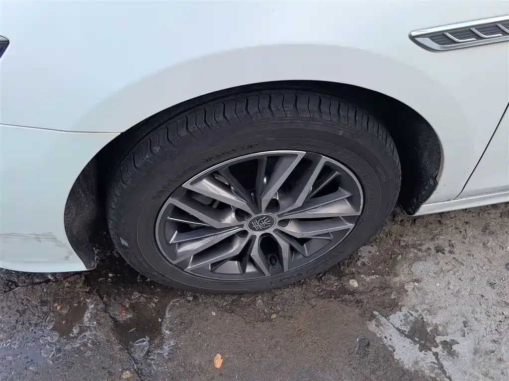 BYD Qin PLUS 2021 DM-i 120KM Flagship фото 23