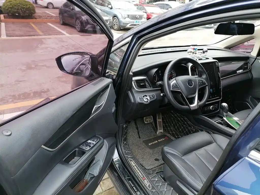 BYD Song MAX 2018 1.5T Auto Smart Connected Elite 6-Seater фото 14
