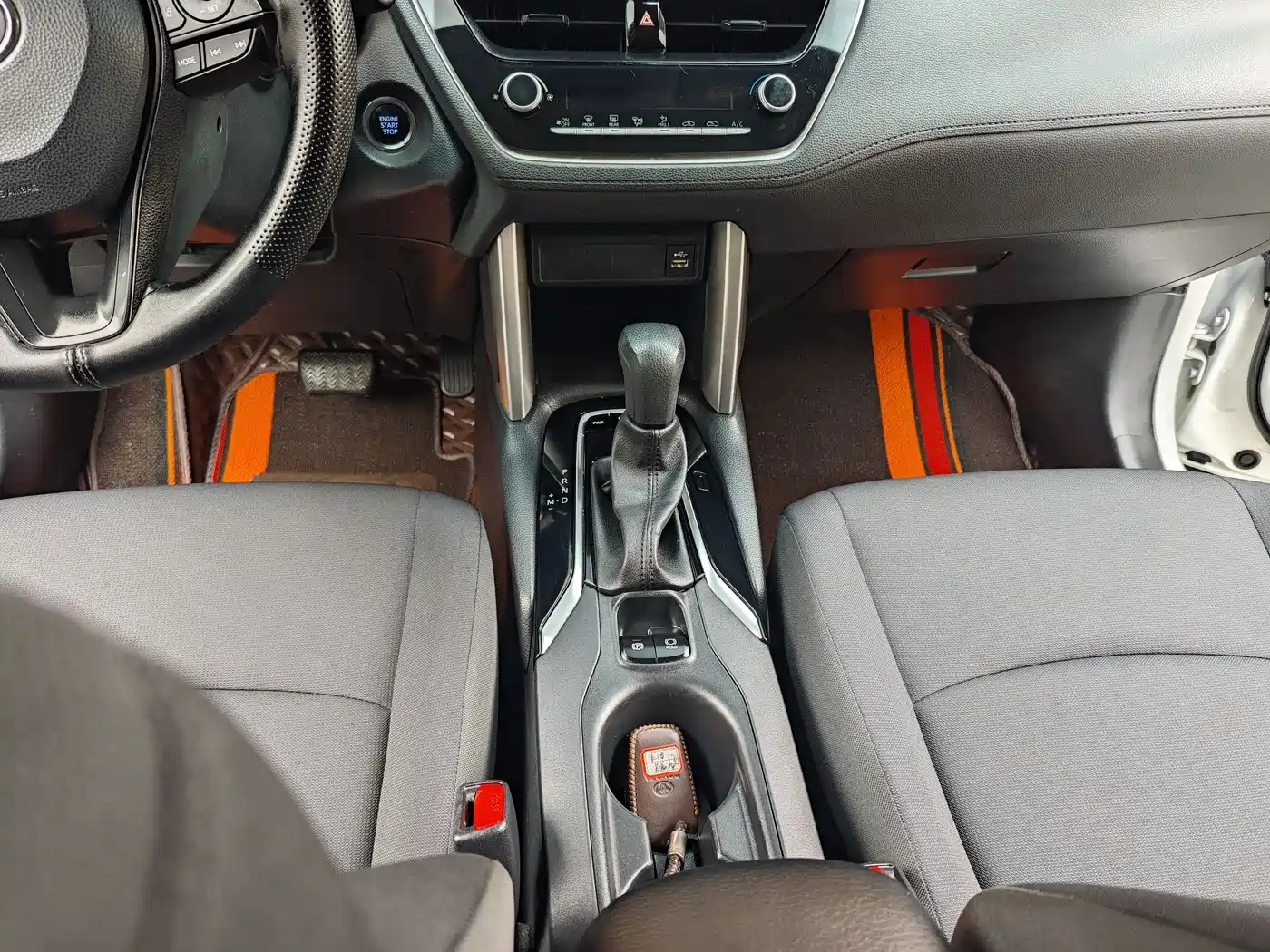 Toyota Corolla Cross 2022 2.0L Premium Edition фото 14